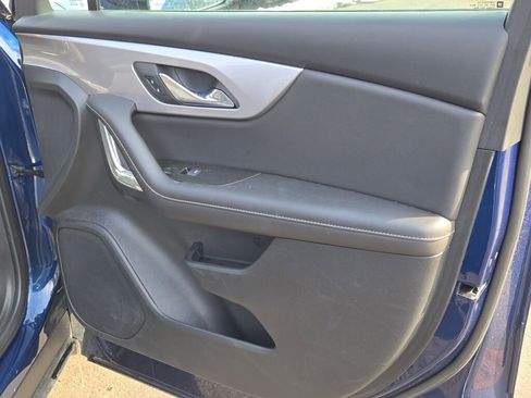 Used 2023 Chevrolet Blazer LT w/ Driver Confidence Package image 6