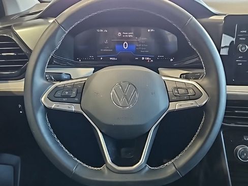 Used 2025 Volkswagen Taos S image 32
