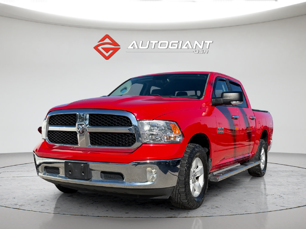 Used 2017 RAM 1500 Classic SLT w/ Luxury Group AWD/4WD image 1