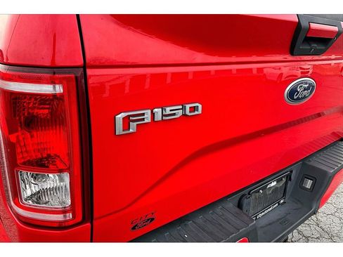 Used 2016 Ford F150 XLT w/ Equipment Group 302A Luxury image 9