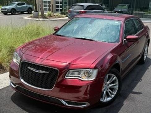 Used 2019 Chrysler 300 Touring L w/ Quick Order Package 22F RWD image 1