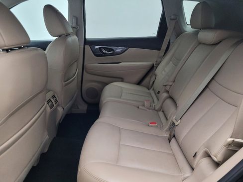 Used 2016 Nissan Rogue SL w/ SL Premium Package image 18