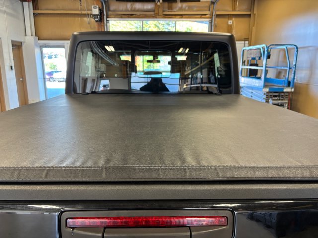 Used 2023 Jeep Gladiator Sport w/ Trailer Tow Package AWD/4WD image 23