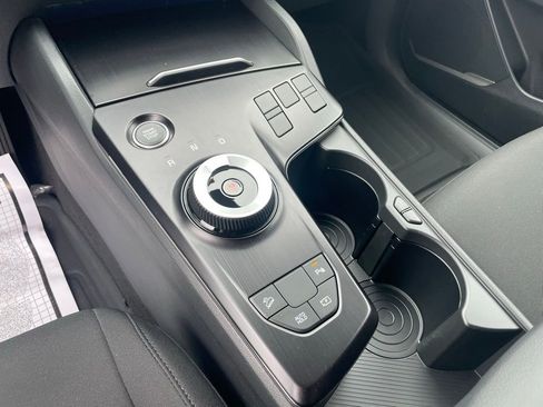New 2026 Kia Sportage LX FWD image 16