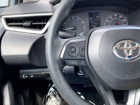 Used 2024 Toyota Corolla LE FWD image 23