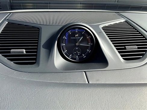 New 2026 Porsche Cayenne E-Hybrid Coupe image 30