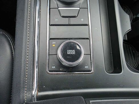 Used 2024 Ford Expedition Max XLT AWD/4WD image 34