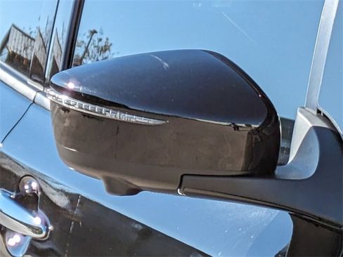 Used 2019 Nissan Leaf SL w/ SL Technology Package image 12