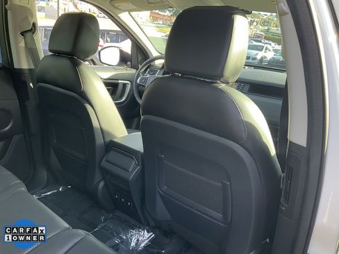 Used 2019 Land Rover Discovery Sport SE image 58