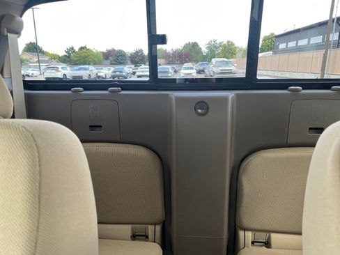 Used 2018 Nissan Frontier SV w/ Value Truck Package AWD/4WD image 33