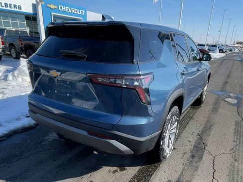 New 2026 Chevrolet Equinox LT w/ Convenience Package II image 9