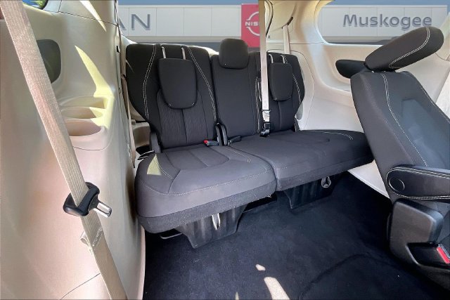 Used 2023 Chrysler Voyager LX FWD image 26