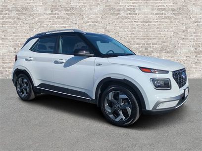 Used 2024 Hyundai Venue Limited