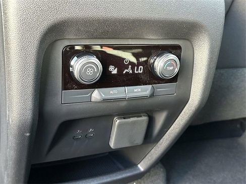 New 2025 GMC Acadia Elevation image 26