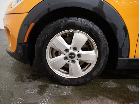 Used 2018 MINI Cooper 2-Door Hardtop image 9