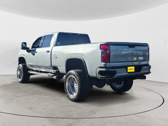 Used 2024 Chevrolet Silverado 3500 High Country AWD/4WD image 7