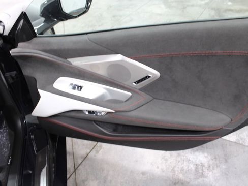 Used 2023 Chevrolet Corvette Stingray Premium Conv RWD image 22