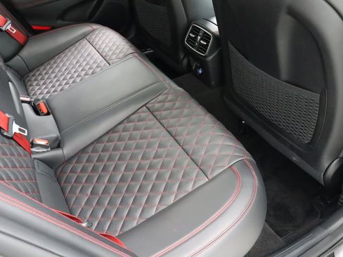 Used 2023 Genesis G70 3.3T w/ Sport Prestige Package RWD image 38