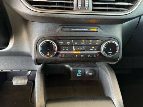 Certified 2023 Ford Escape Active AWD/4WD image 15