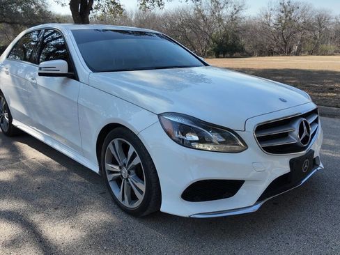 Used 2014 Mercedes-Benz E 350 Sedan w/ Premium 1 Package image 3