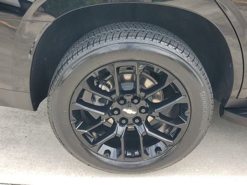 Used 2023 Chevrolet Tahoe Premier w/ Max Trailering Package RWD image 7