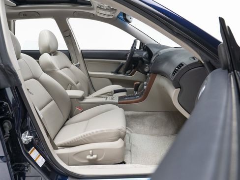 Used 2005 Subaru Legacy GT image 37