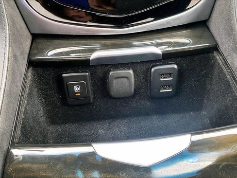 Used 2019 Cadillac Escalade Platinum AWD/4WD image 20