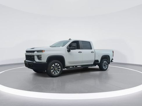 Used 2023 Chevrolet Silverado 2500 Custom w/ Custom Value Package AWD/4WD image 4