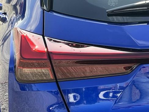 New 2026 Lexus UX 300h FWD image 10
