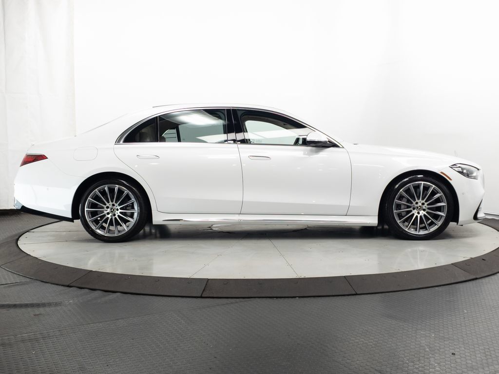 Certified 2025 Mercedes-Benz S 580 4MATIC Sedan image 35