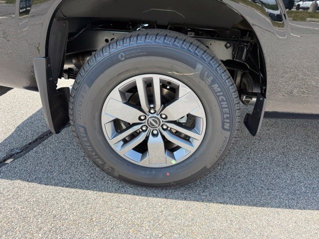 New 2026 Nissan Frontier SV w/ Tow Package AWD/4WD image 11
