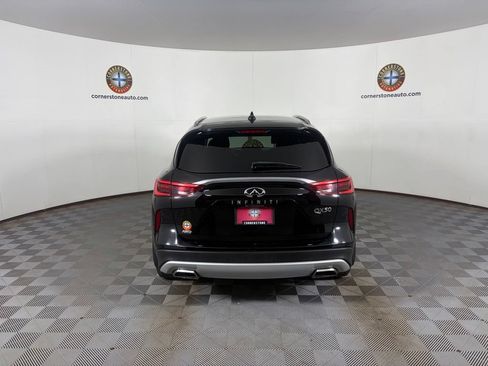 Used 2019 INFINITI QX50 Luxe w/ Navigation Package AWD/4WD image 19