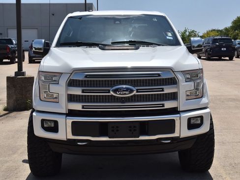 Used 2016 Ford F150 Platinum w/ Equipment Group 701A Luxury AWD/4WD image 3