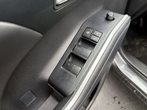 Certified 2024 Toyota Highlander XSE image 10