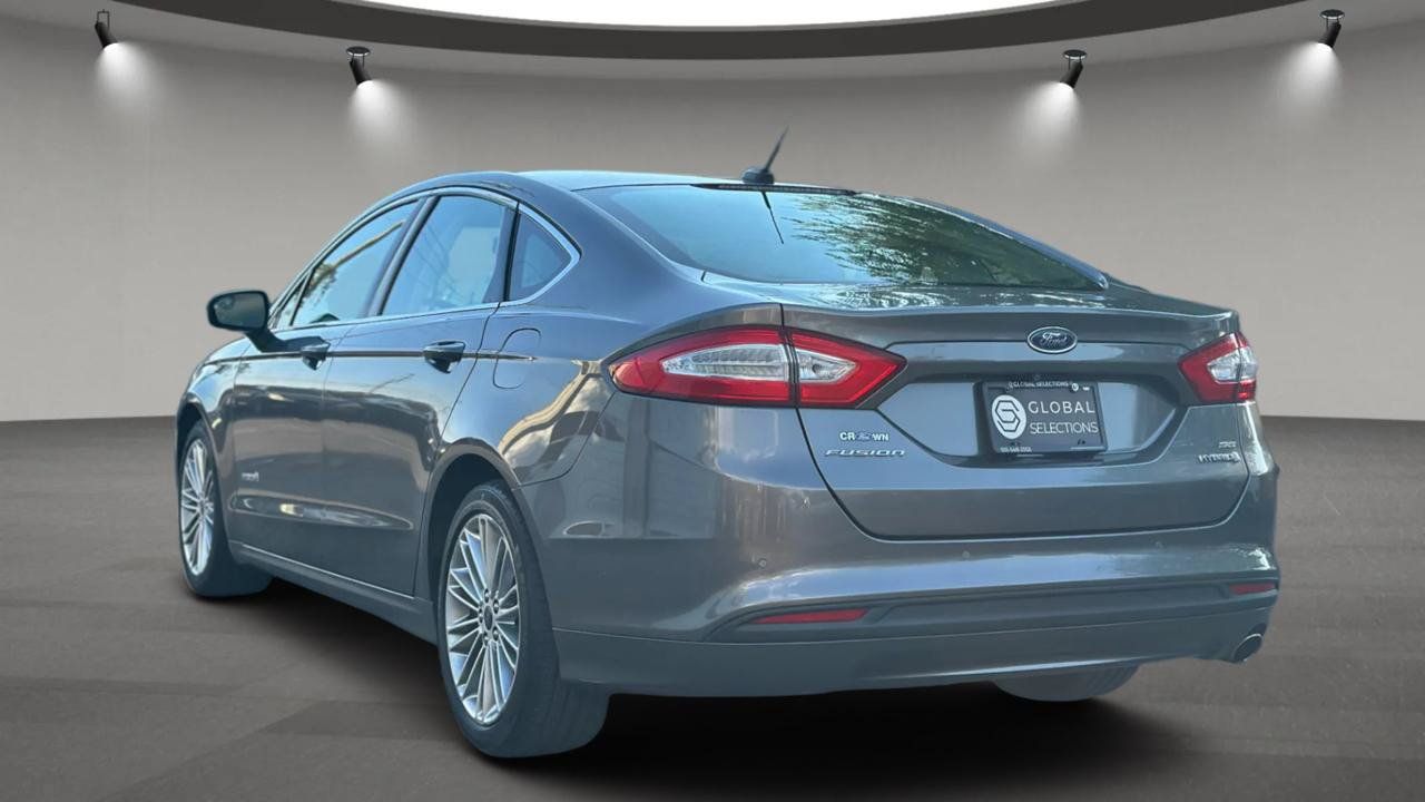 Used 2014 Ford Fusion SE w/ Equipment Group 502A FWD image 6