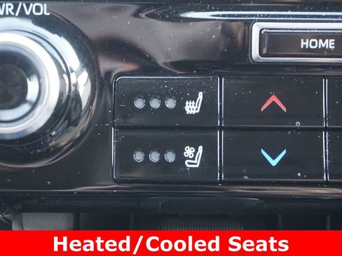 Used 2020 Toyota Highlander Platinum image 8