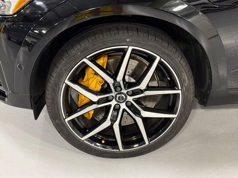 Certified 2023 Volvo XC60 T8 Polestar AWD/4WD image 8