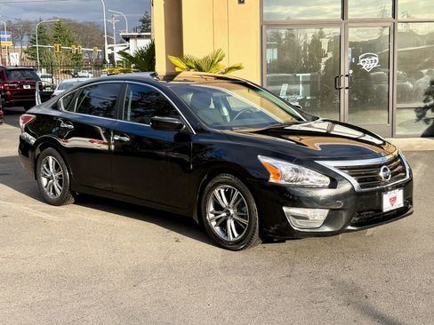 Used 2015 Nissan Altima 2.5 S w/ Power Driver Seat Package FWD image 1