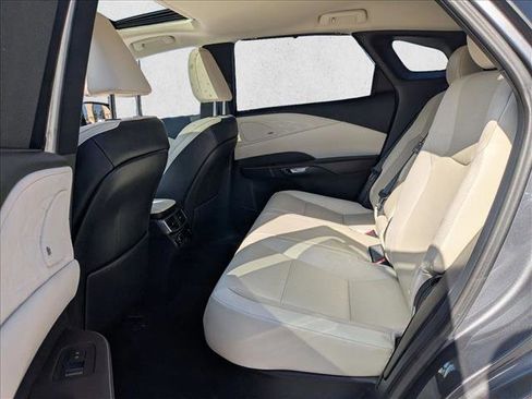 Used 2023 Lexus RX 350 w/ Luxury Package image 21