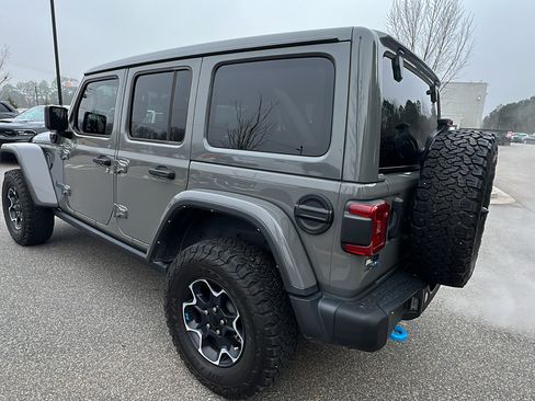 Used 2022 Jeep Wrangler Unlimited Rubicon w/ Steel Bumper Group image 10