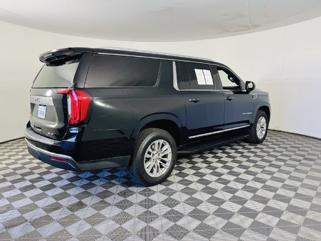 Used 2021 GMC Yukon XL SLT AWD/4WD image 31