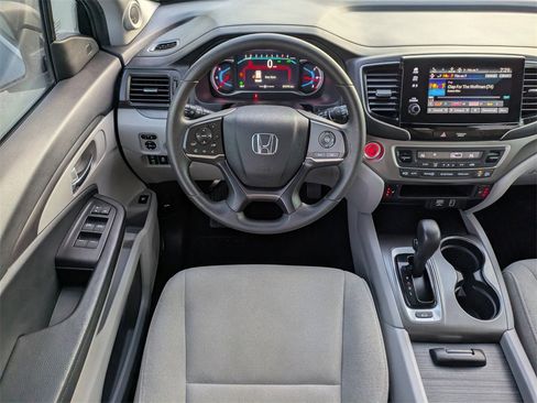 Used 2019 Honda Pilot EX image 17