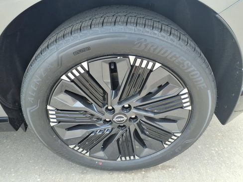 New 2026 Nissan Murano Platinum w/ Cargo Package AWD/4WD image 13