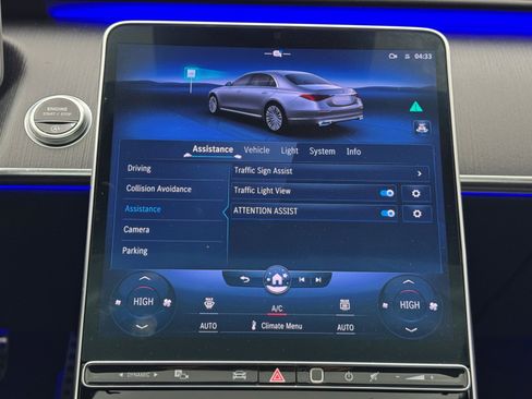 Used 2022 Mercedes-Benz S 500 4MATIC w/ AMG Line Package image 31