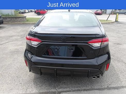 Used 2024 Toyota Corolla SE FWD image 7