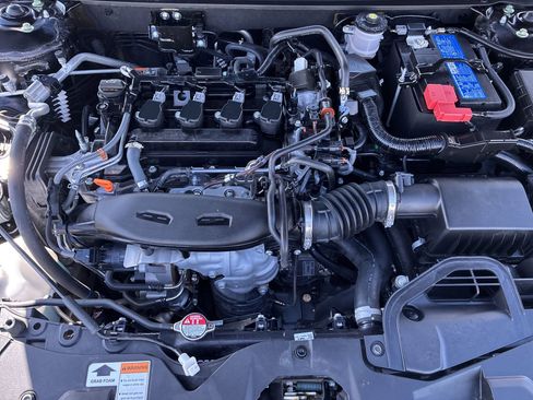 Certified 2025 Honda Accord SE image 15