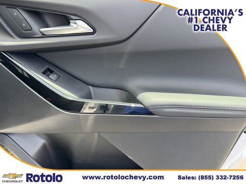 Used 2026 Chevrolet Equinox LT w/ Midnight Edition FWD image 9