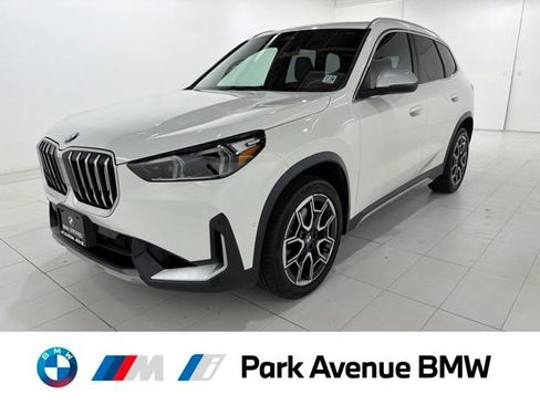 Certified 2023 BMW X1 xDrive28i w/ Convenience Package AWD/4WD image 1