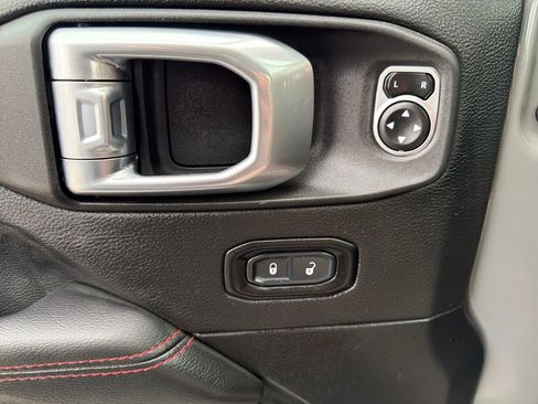 Used 2023 Jeep Gladiator Rubicon w/ LED Lighting Group image 21