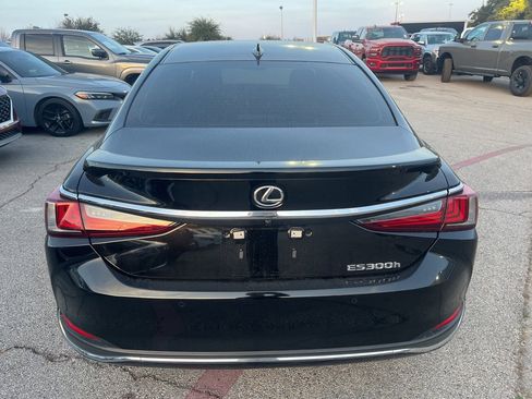 Used 2024 Lexus ES 300h w/ Luxury Package image 5